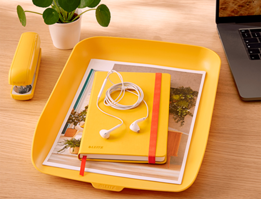 CORBEILLE A COURRIER LEITZ COSY PLASTIQUE JAUNE 358X268X43MM