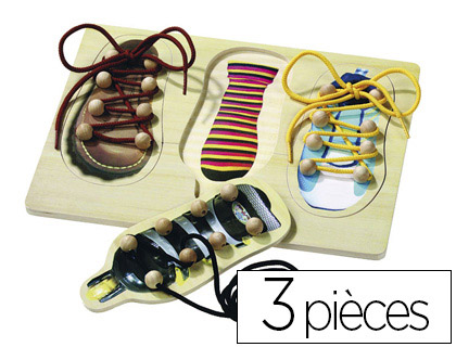 PUZZLE CULTURE CLUB 2000 EN BOIS PLATEAU 40X21CM 3 PICES 19X8CM FORME CHAUSSURES  LACER 3 LACETS 13CM